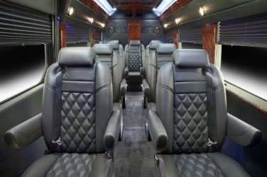 Stallion_Sprinter_Van_Mercedes_Frieghtliner